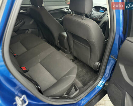 Синий Форд Фокус, объемом двигателя 2 л и пробегом 107 тыс. км за 10000 $, фото 50 на Automoto.ua