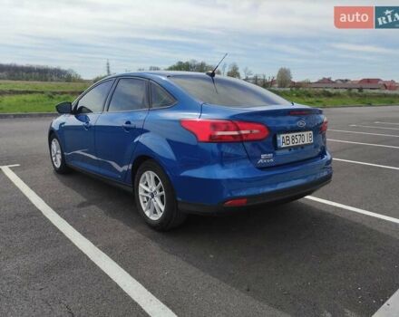 Синій Форд Фокус, об'ємом двигуна 2 л та пробігом 104 тис. км за 9800 $, фото 2 на Automoto.ua