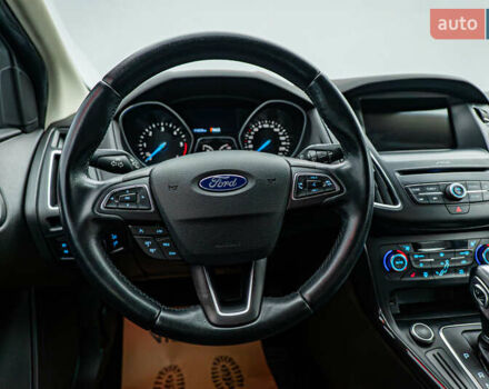 Синий Форд Фокус, объемом двигателя 1.5 л и пробегом 112 тыс. км за 10283 $, фото 11 на Automoto.ua