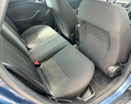 Синій Форд Фокус, об'ємом двигуна 2 л та пробігом 48 тис. км за 5400 $, фото 10 на Automoto.ua