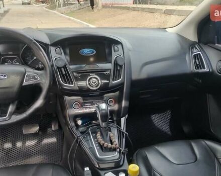 Форд Фокус 2018 в Николаеве на Automoto.ua Синий Форд Фокус, объемом двигателя 2 л и пробегом 136 тыс. км за 12000 $, фото 4 на Automoto.ua