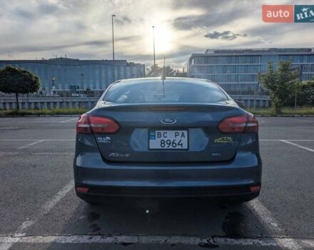 Форд Фокус 2018 в Львове на Automoto.ua Синий Форд Фокус, объемом двигателя 2 л и пробегом 133 тыс. км за 11500 $, фото 37 на Automoto.ua