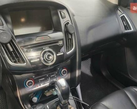 Форд Фокус 2018 в Николаеве на Automoto.ua Синий Форд Фокус, объемом двигателя 2 л и пробегом 136 тыс. км за 12000 $, фото 8 на Automoto.ua