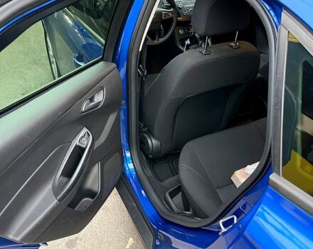 Синій Форд Фокус, об'ємом двигуна 2 л та пробігом 140 тис. км за 8500 $, фото 10 на Automoto.ua