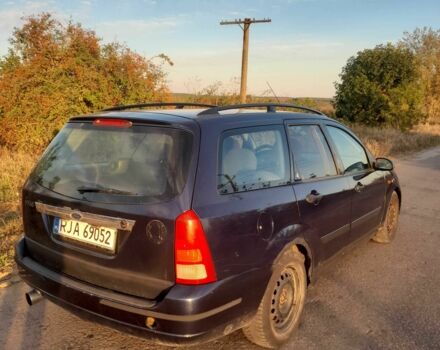 Синий Форд Фокус, объемом двигателя 1.6 л и пробегом 389 тыс. км за 999 $, фото 2 на Automoto.ua