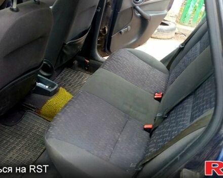 Синий Форд Фокус, объемом двигателя 1.8 л и пробегом 35 тыс. км за 1000 $, фото 2 на Automoto.ua