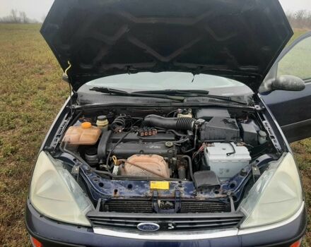 Синий Форд Фокус, объемом двигателя 1.6 л и пробегом 390 тыс. км за 1100 $, фото 1 на Automoto.ua