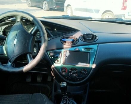 Синий Форд Фокус, объемом двигателя 1.8 л и пробегом 410 тыс. км за 2600 $, фото 6 на Automoto.ua