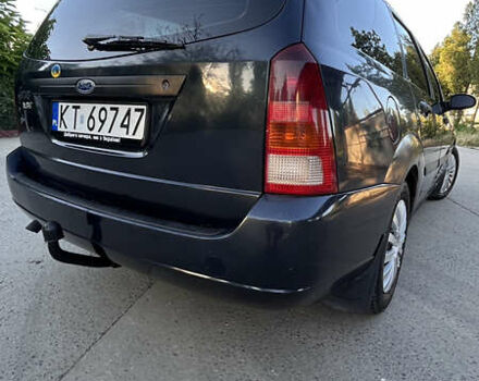 Синій Форд Фокус, об'ємом двигуна 0 л та пробігом 300 тис. км за 2000 $, фото 4 на Automoto.ua