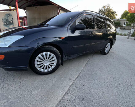 Синій Форд Фокус, об'ємом двигуна 0 л та пробігом 300 тис. км за 2000 $, фото 1 на Automoto.ua