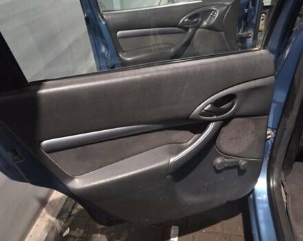 Синій Форд Фокус, об'ємом двигуна 1.8 л та пробігом 349 тис. км за 2500 $, фото 5 на Automoto.ua