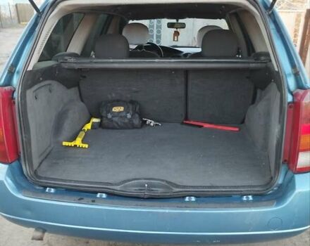 Синий Форд Фокус, объемом двигателя 1.8 л и пробегом 326 тыс. км за 2800 $, фото 11 на Automoto.ua