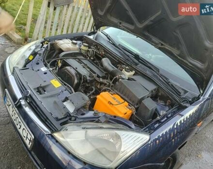 Синий Форд Фокус, объемом двигателя 1.8 л и пробегом 300 тыс. км за 2650 $, фото 7 на Automoto.ua