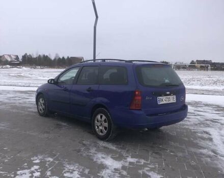 Синій Форд Фокус, об'ємом двигуна 1.8 л та пробігом 374 тис. км за 2850 $, фото 6 на Automoto.ua