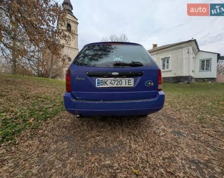 Синий Форд Фокус, объемом двигателя 1.8 л и пробегом 426 тыс. км за 2500 $, фото 6 на Automoto.ua