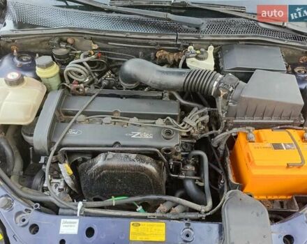 Синий Форд Фокус, объемом двигателя 1.8 л и пробегом 300 тыс. км за 2650 $, фото 8 на Automoto.ua