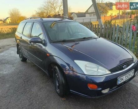 Синий Форд Фокус, объемом двигателя 1.8 л и пробегом 300 тыс. км за 2650 $, фото 5 на Automoto.ua