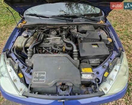 Синий Форд Фокус, объемом двигателя 1.8 л и пробегом 426 тыс. км за 2500 $, фото 4 на Automoto.ua