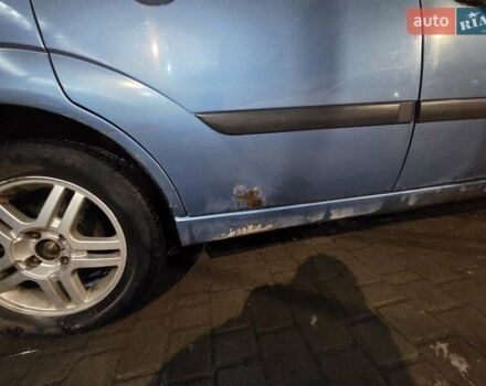 Синій Форд Фокус, об'ємом двигуна 1.8 л та пробігом 349 тис. км за 2500 $, фото 3 на Automoto.ua