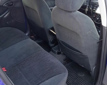 Синий Форд Фокус, объемом двигателя 1.8 л и пробегом 425 тыс. км за 3600 $, фото 18 на Automoto.ua