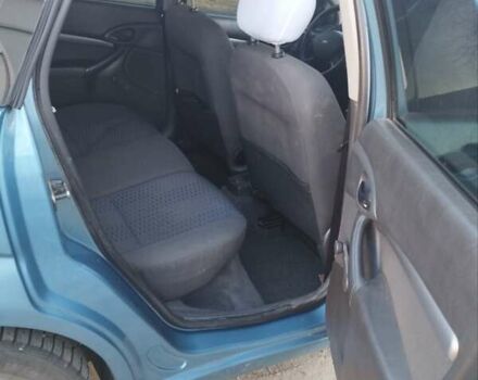 Синий Форд Фокус, объемом двигателя 1.8 л и пробегом 326 тыс. км за 2800 $, фото 9 на Automoto.ua