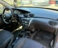 Синий Форд Фокус, объемом двигателя 1.75 л и пробегом 370 тыс. км за 2200 $, фото 4 на Automoto.ua