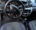 Синій Форд Фокус, об'ємом двигуна 1.6 л та пробігом 400 тис. км за 2550 $, фото 5 на Automoto.ua