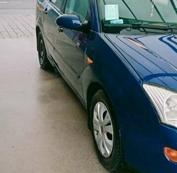 Синий Форд Фокус, объемом двигателя 1.39 л и пробегом 370 тыс. км за 2000 $, фото 1 на Automoto.ua