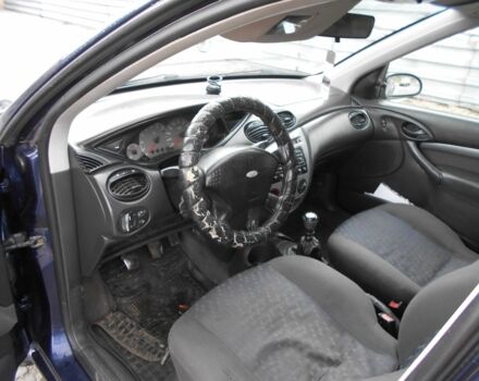 Синій Форд Фокус, об'ємом двигуна 1.8 л та пробігом 422 тис. км за 3200 $, фото 7 на Automoto.ua