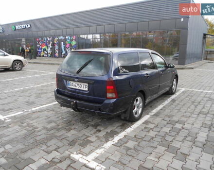 Синий Форд Фокус, объемом двигателя 1.8 л и пробегом 422 тыс. км за 3200 $, фото 6 на Automoto.ua