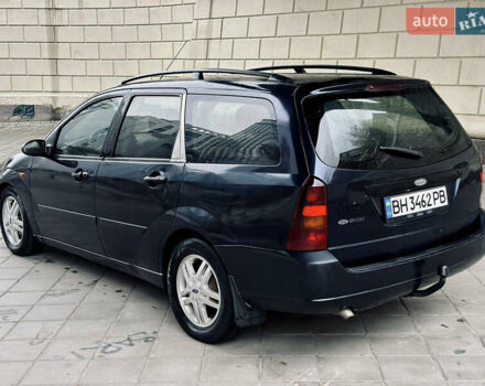 Синий Форд Фокус, объемом двигателя 1.75 л и пробегом 300 тыс. км за 2450 $, фото 3 на Automoto.ua