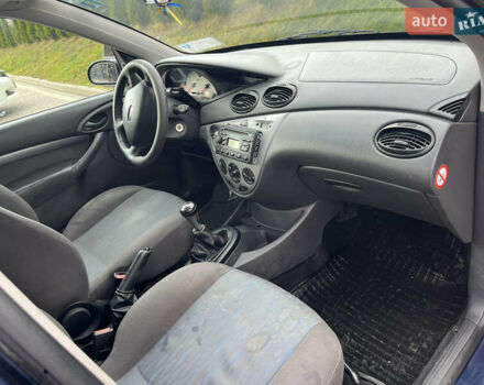 Синій Форд Фокус, об'ємом двигуна 1.6 л та пробігом 260 тис. км за 2600 $, фото 14 на Automoto.ua