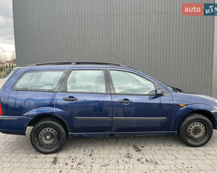 Синій Форд Фокус, об'ємом двигуна 1.6 л та пробігом 260 тис. км за 2600 $, фото 5 на Automoto.ua