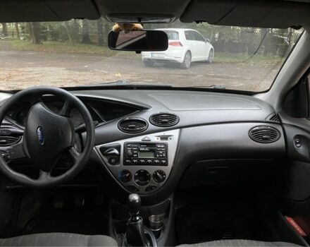 Синий Форд Фокус, объемом двигателя 1.8 л и пробегом 325 тыс. км за 2599 $, фото 7 на Automoto.ua