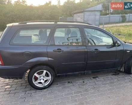 Синий Форд Фокус, объемом двигателя 1.8 л и пробегом 289 тыс. км за 2700 $, фото 2 на Automoto.ua