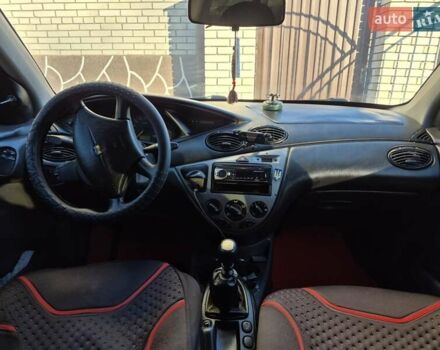 Синий Форд Фокус, объемом двигателя 1.8 л и пробегом 341 тыс. км за 2800 $, фото 3 на Automoto.ua