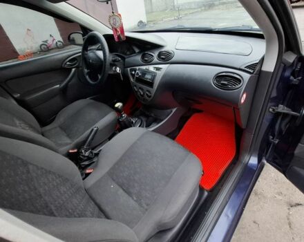 Синій Форд Фокус, об'ємом двигуна 1.8 л та пробігом 342 тис. км за 2840 $, фото 7 на Automoto.ua