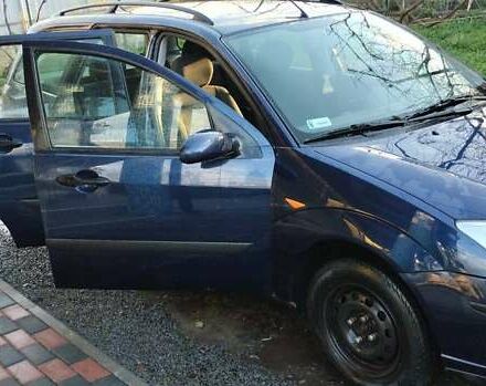 Синій Форд Фокус, об'ємом двигуна 1.8 л та пробігом 192 тис. км за 3700 $, фото 2 на Automoto.ua