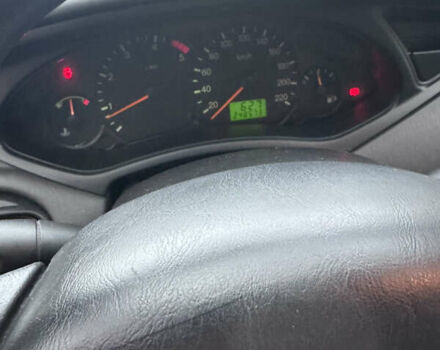 Синій Форд Фокус, об'ємом двигуна 1.8 л та пробігом 248 тис. км за 3800 $, фото 7 на Automoto.ua