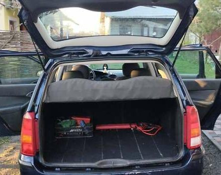 Синій Форд Фокус, об'ємом двигуна 1.8 л та пробігом 192 тис. км за 3700 $, фото 7 на Automoto.ua