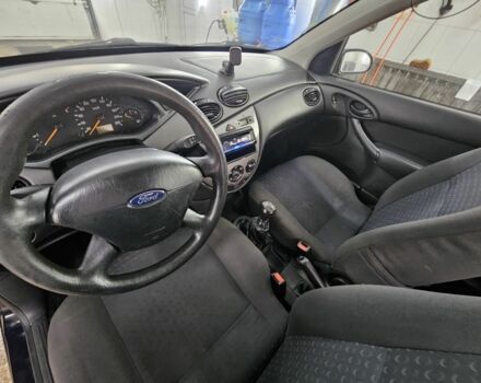 Синій Форд Фокус, об'ємом двигуна 1.8 л та пробігом 237 тис. км за 3300 $, фото 5 на Automoto.ua