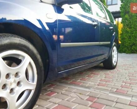 Синій Форд Фокус, об'ємом двигуна 1.6 л та пробігом 215 тис. км за 4700 $, фото 11 на Automoto.ua