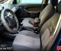 Синий Форд Фокус, объемом двигателя 1.8 л и пробегом 200 тыс. км за 2850 $, фото 7 на Automoto.ua