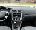 Синій Форд Фокус, об'ємом двигуна 1.6 л та пробігом 217 тис. км за 4500 $, фото 28 на Automoto.ua