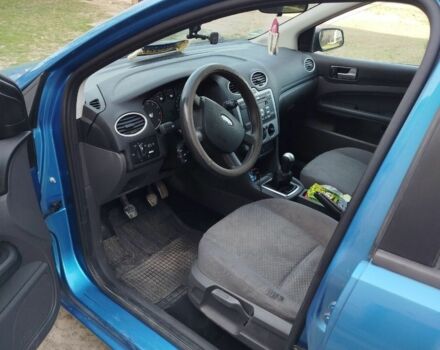 Синий Форд Фокус, объемом двигателя 1.6 л и пробегом 267 тыс. км за 3700 $, фото 6 на Automoto.ua