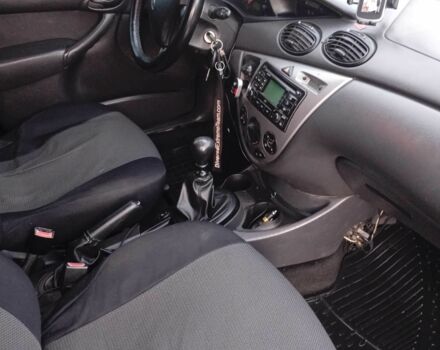 Синий Форд Фокус, объемом двигателя 1.8 л и пробегом 480 тыс. км за 3400 $, фото 11 на Automoto.ua