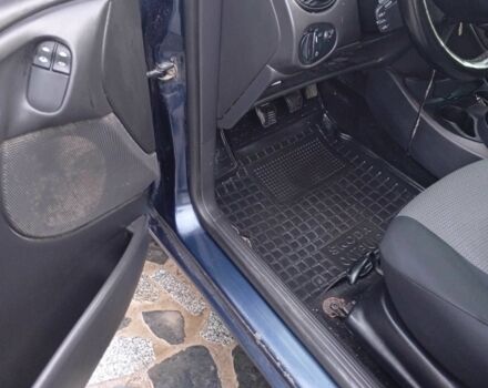 Синий Форд Фокус, объемом двигателя 1.8 л и пробегом 480 тыс. км за 3400 $, фото 17 на Automoto.ua