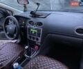 Синій Форд Фокус, об'ємом двигуна 1.4 л та пробігом 350 тис. км за 2800 $, фото 6 на Automoto.ua
