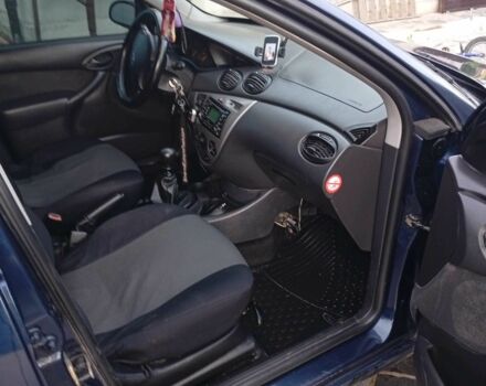 Синий Форд Фокус, объемом двигателя 1.8 л и пробегом 480 тыс. км за 3400 $, фото 10 на Automoto.ua