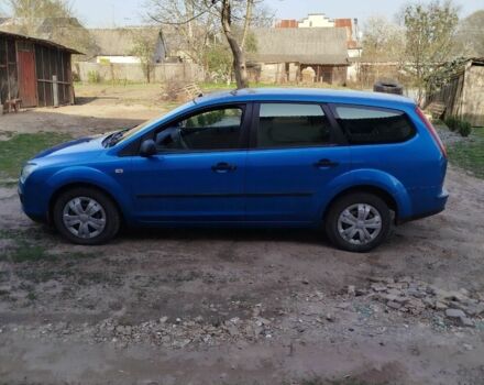 Синий Форд Фокус, объемом двигателя 1.6 л и пробегом 267 тыс. км за 3700 $, фото 5 на Automoto.ua